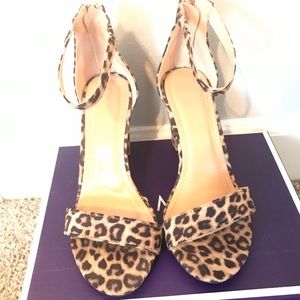 Light leopard suede